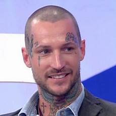 si 232 anche presentato un ma ha fatto manuel vallicella entra in studio e si 232 anche presentato un ma ha fatto manuel vallicella entra in studio e