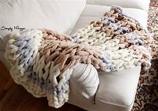 knit diy diy arm knit striped rib stitch blanket simplymaggie knit diy diy arm knit striped rib stitch blanket simplymaggie