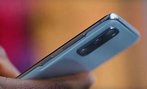 Image result for Mkbhd S20 vs iPhone 11