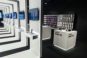 Image result for Samsung Store Frankfurt