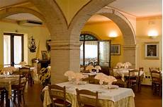 hotel ristorante casa rossa sala ristorante 2 hotel ristorante casa rossa hotel ristorante casa rossa sala ristorante 2 hotel ristorante casa rossa