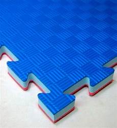 tappeti per palestre tappeto di sicurezza 100x100x2 tappeti per palestre tappeto di sicurezza 100x100x2