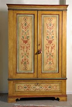 armadi veneziani armadi decorati tirolesi e veneziani archivi mobili armadi veneziani armadi decorati tirolesi e veneziani archivi mobili