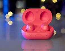 Image result for Gear Iconx 2018 FR
