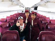 qatar cabin crew qatar airways experience them all qatar cabin crew qatar airways experience them all