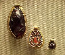 Image result for Garnet Gold Jewellery