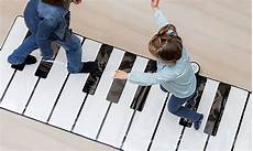 tappeto pianoforte tappeto da gioco a forma di piano groupon goods tappeto pianoforte tappeto da gioco a forma di piano groupon goods