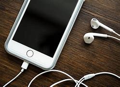 Image result for iphone 5s earbuds