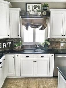 kitchen paint idea 23 best kitchen cabinets painting color ideas and designs kitchen paint idea 23 best kitchen cabinets painting color ideas and designs