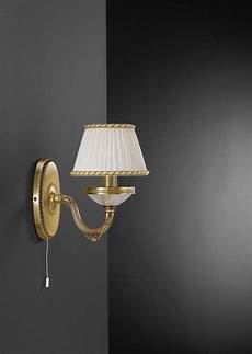 applique con paralume applique in ottone e vetro satinato con paralume 1 luce applique con paralume applique in ottone e vetro satinato con paralume 1 luce