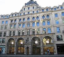 Image result for London Apple Store Buying iPhone