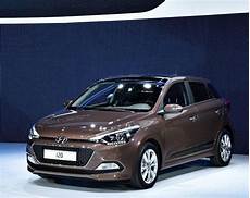 hyundai i20 interni hyundai i20 piccola ma da famiglia motorage new generation hyundai i20 interni hyundai i20 piccola ma da famiglia motorage new generation