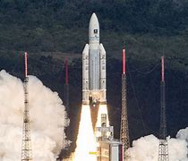 Image result for Lancement Ariane