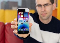 Image result for iPhone 7 iPhone SE Comparison