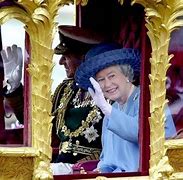 Image result for Queen Elizabeth II at Golden Temple