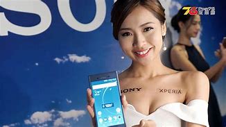 Image result for Sony Xperia XR1 Display
