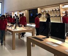 Image result for Magasin Apple Montreal