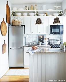 kitchen cabinets decorating ideas 10 stylish ideas for decorating above kitchen cabinets kitchen cabinets decorating ideas 10 stylish ideas for decorating above kitchen cabinets
