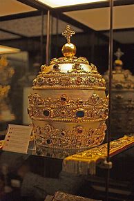 Image result for Papal Tiara Pope Benedict