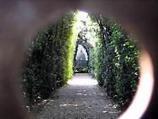 giardino degli aranci roma serratura il buco di roma foto fototue it giardino degli aranci roma serratura il buco di roma foto fototue it