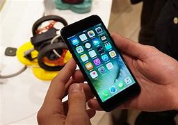 Image result for iPhone 7 Plus Concert