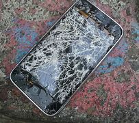 Image result for iPhone 14Pro Broken Front