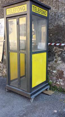 una cabina telefonica cabina telefonica sip vittorio imperia pergolati una cabina telefonica cabina telefonica sip vittorio imperia pergolati