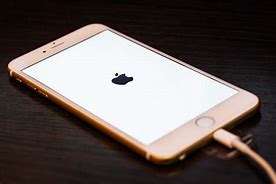 Image result for iPhone 6s Stuck On White Apple Screen
