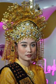 Image result for Malay Traditional Clothing