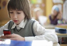 Image result for Pros and Cons of Mobile Phones in School