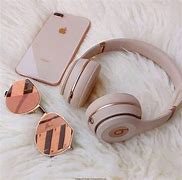 Image result for iPhone Earbuds Aesthetic