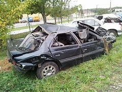 Image result for Peugeot 405 Crash