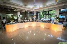 come addobbare un tavolo da buffet come decorare il tavolo per un buffet 5 passaggi come addobbare un tavolo da buffet come decorare il tavolo per un buffet 5 passaggi