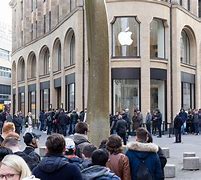 Image result for Apple Store iPhone Display