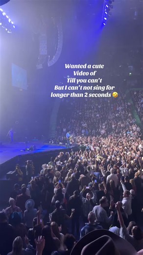Cody Johnson ‘Til You Can’t’ concert reaction — funny sing-along clip