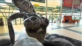 Art: Amazing Statues in Japan airport | Japanese Beauty in Stone