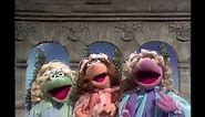 The Muppet Show - 204: Rich Little - “Chanson D’Amour” (1978)