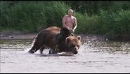 PUTIN RIDING BEAR [REAL FOOTAGE] ✖️2018✖️