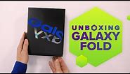 Galaxy Fold unboxing: Samsung goes big