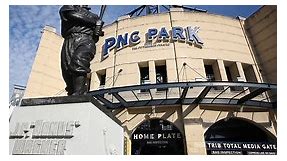 History behind Pirates statues at PNC Park