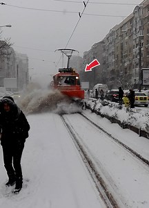 128K views · 305 reactions | This Fail Deserves Background Music  | Noodles 91 | Facebook