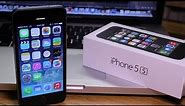 iPhone 5S Unboxing - First Look at iPhone 5S Space Grey