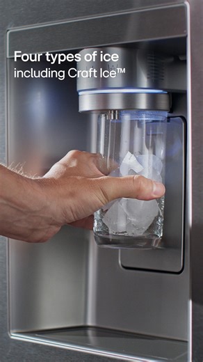 Make drinks your way, thanks to LG refrigerators with 4 types of ice, including LG’s exclusive Craft Ice™. | LG Global
