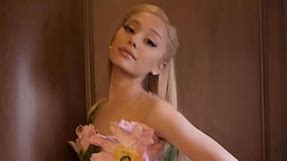 Ariana Grande Wore a Stunning Oscar de la Renta Minidress Covered With Flowers