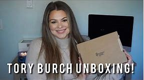 Unboxing Tory Burch Robinson card case