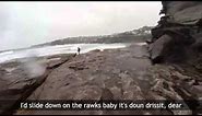 Hilarious reaction from boyfriend when lightning Bolt hits in Sydney - With Subtitles