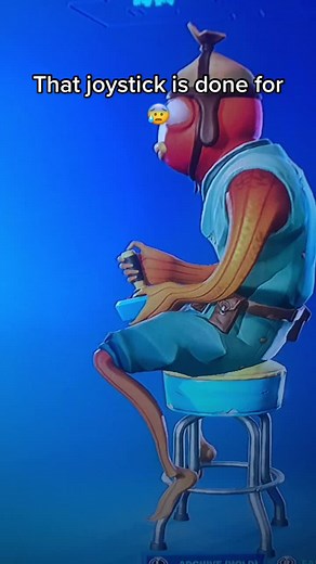 Gripping Joystick Moments in Fortnite
