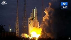 Les images du lancement de la fusée Ariane 5 lors de son dernier vol