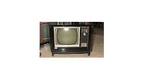 Watch a 1964 Zenith Color Television! Space Command 400.