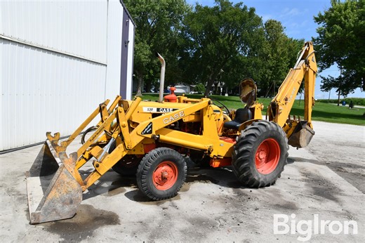 Case 530 Construction King 2WD Loader Backhoe | Construction